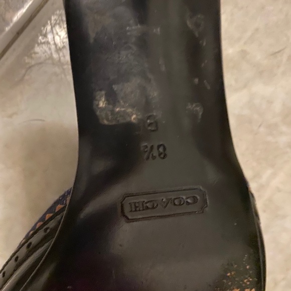 Coach shoes - Picture 2 of 2